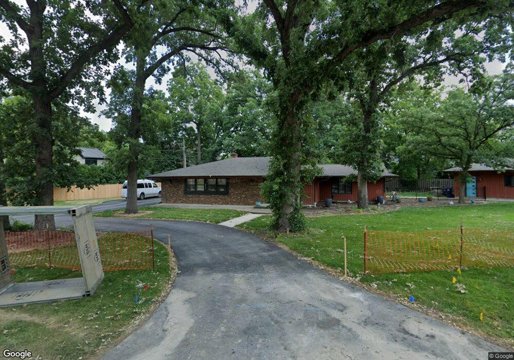 971 Sylvan Cir, Naperville, IL 60540 - photo 1