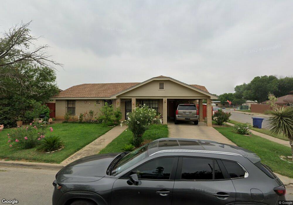 5706 Teak Dr, Laredo, TX 78041 - photo 1