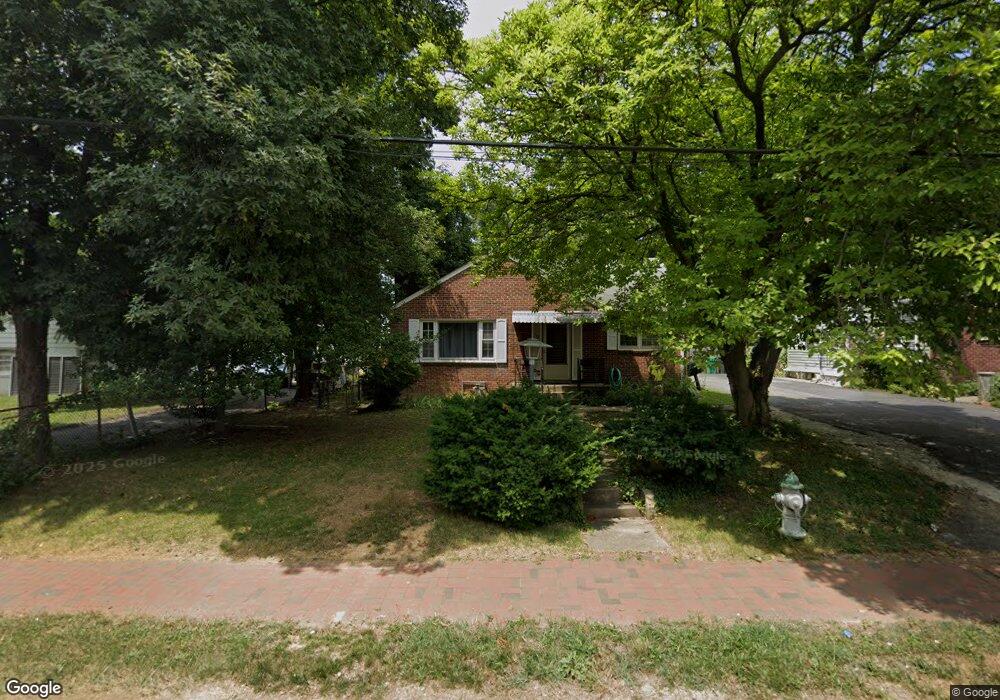 128 Chestnut St, Gaithersburg, MD 20877 - photo 1