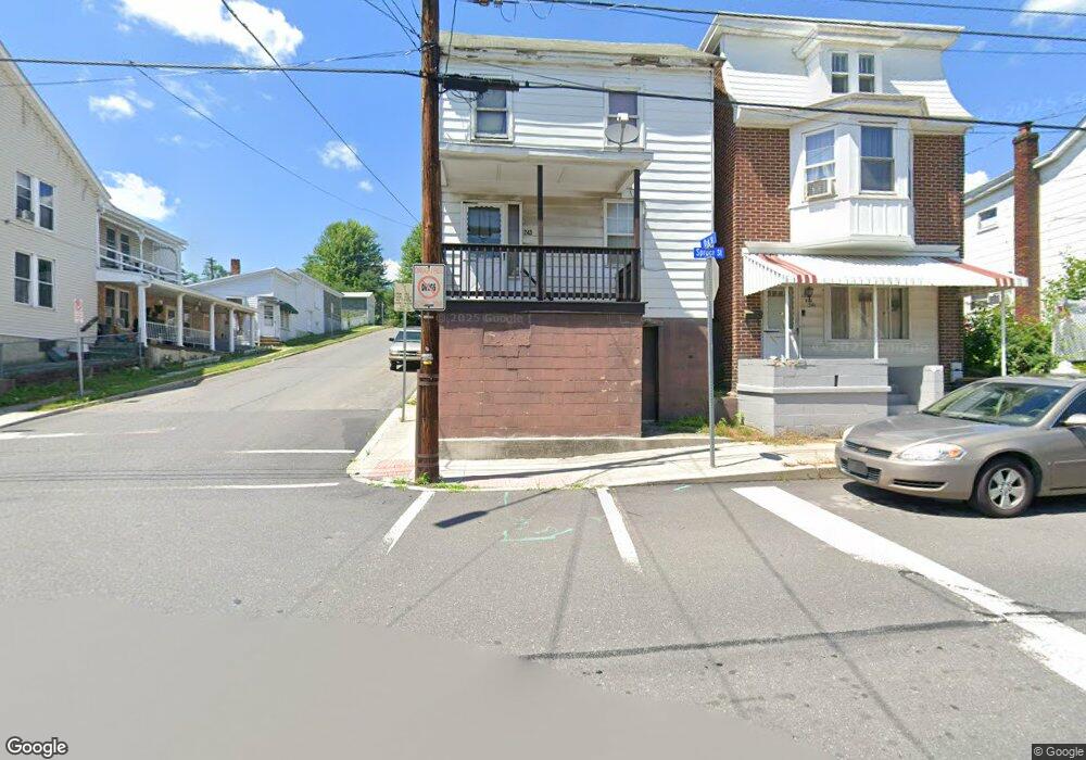 243 W Spruce St, Tamaqua, PA 18252 - photo 1