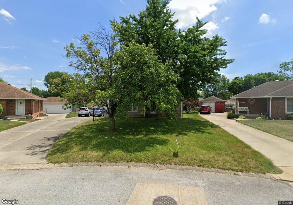 5449 E 11th St, Indianapolis, IN 46219 - photo 1