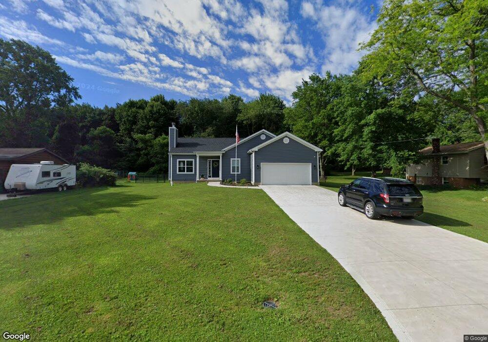 16261 Woodlawn Dr, Doylestown, OH 44230 - photo 1