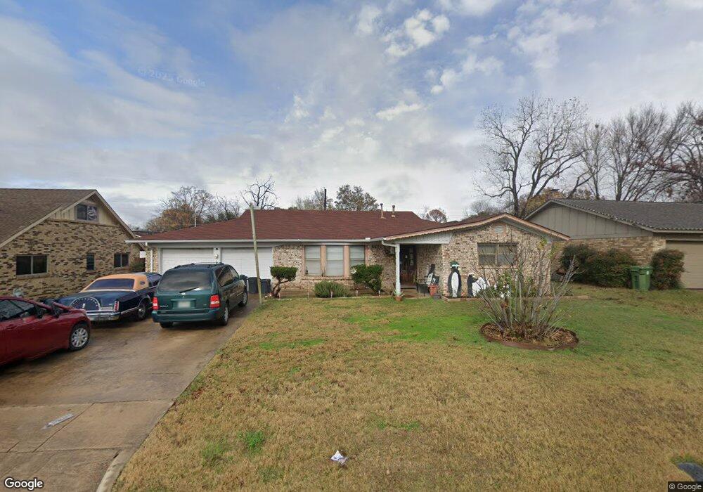 1036 Black St, Hurst, TX 76053 - photo 1