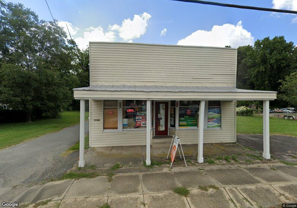 2990 King William Ave, West Point, VA 23181 - photo 1