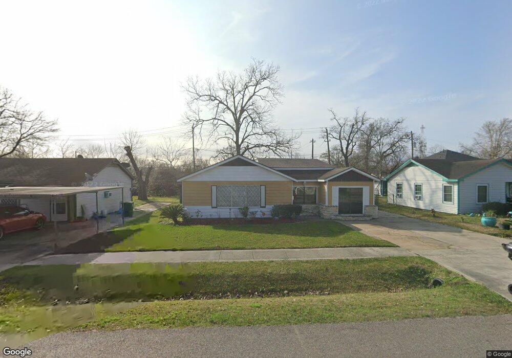 418 Barkley St, Houston, TX 77022 - photo 1