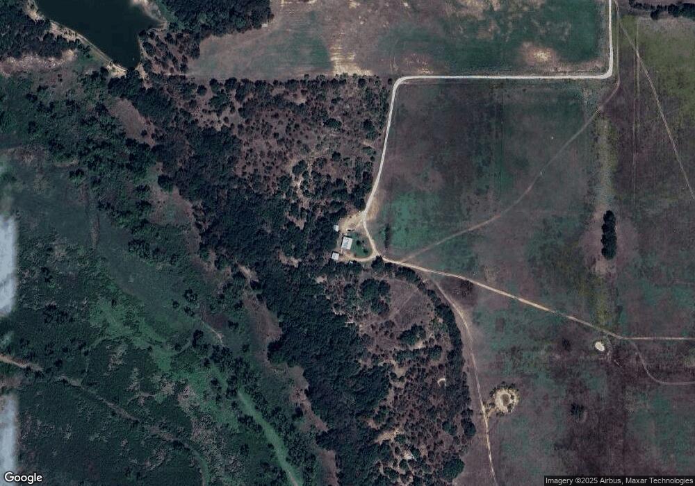 501 Lesley Ln, Comanche, TX 76442 - photo 1