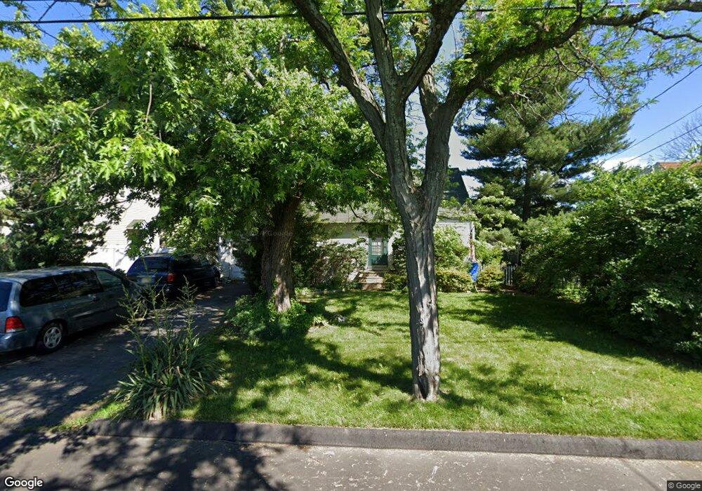 10 Stockton Rd, New Brunswick, NJ 08901 - photo 1