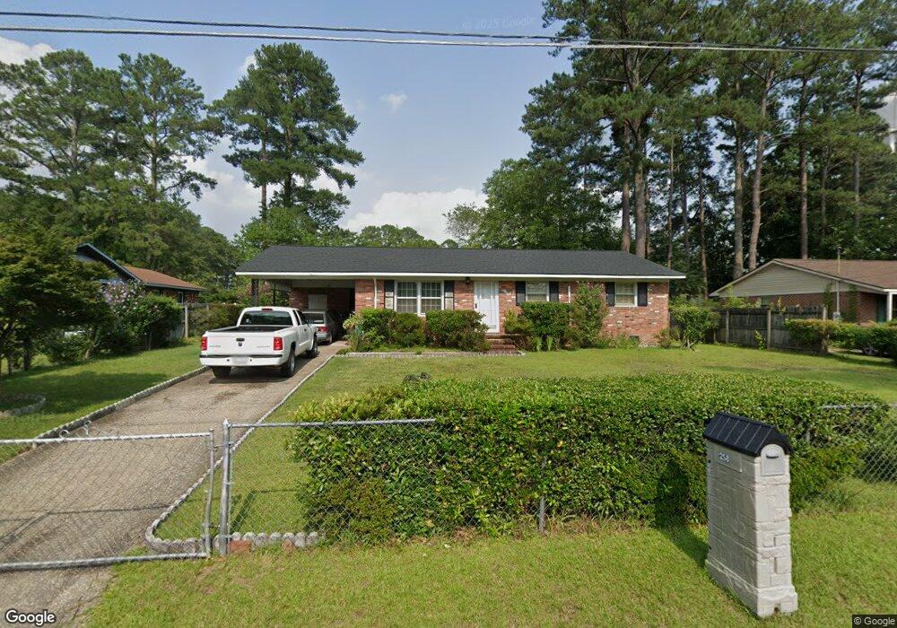 258 Channing Dr, Fayetteville, NC 28303 - photo 1