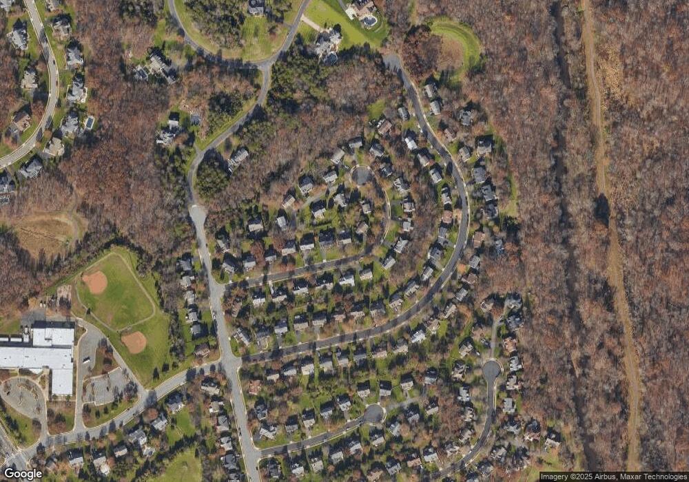 15476 Waters Creek Dr, Centreville, VA 20120 - photo 1