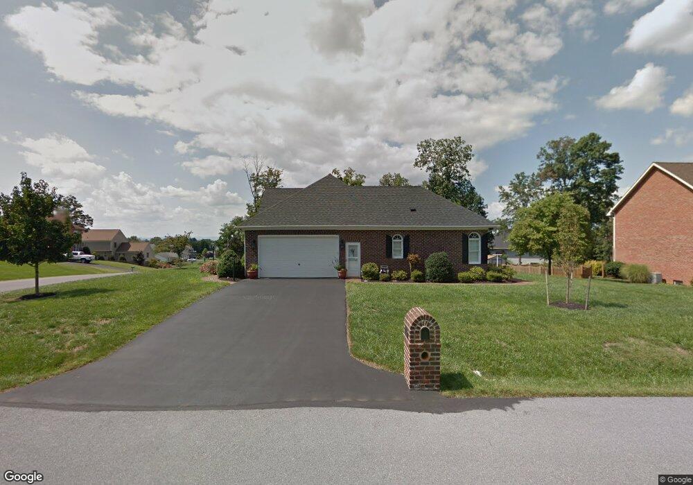 10704 Bratton Ct, Williamsport, MD 21795 - photo 1