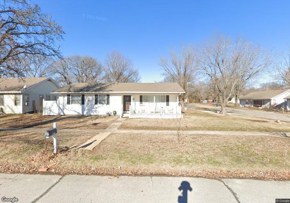 3001 Morgan Ave, Parsons, KS 67357 - photo 1