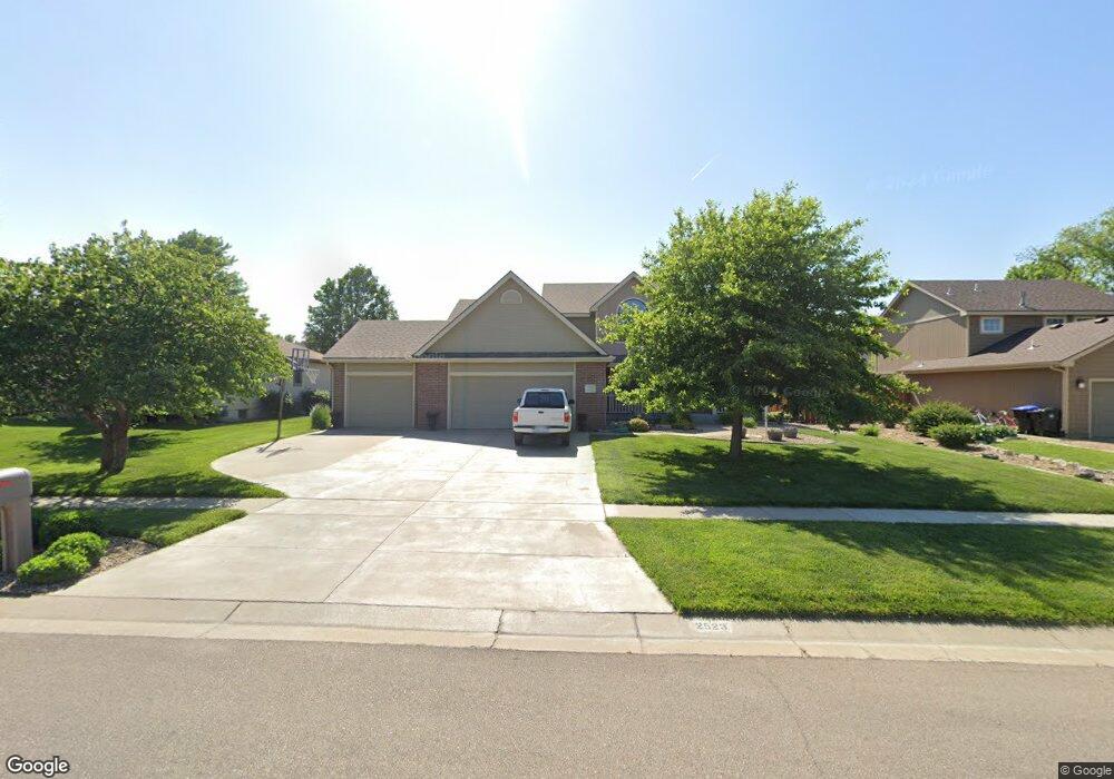 2523 SW Windslow Ct, Topeka, KS 66614 - photo 1