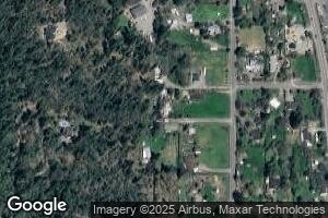 202 Homewood Rd, Grants Pass, OR 97527