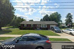 335 5th Ave, Phillipsburg, NJ 08865