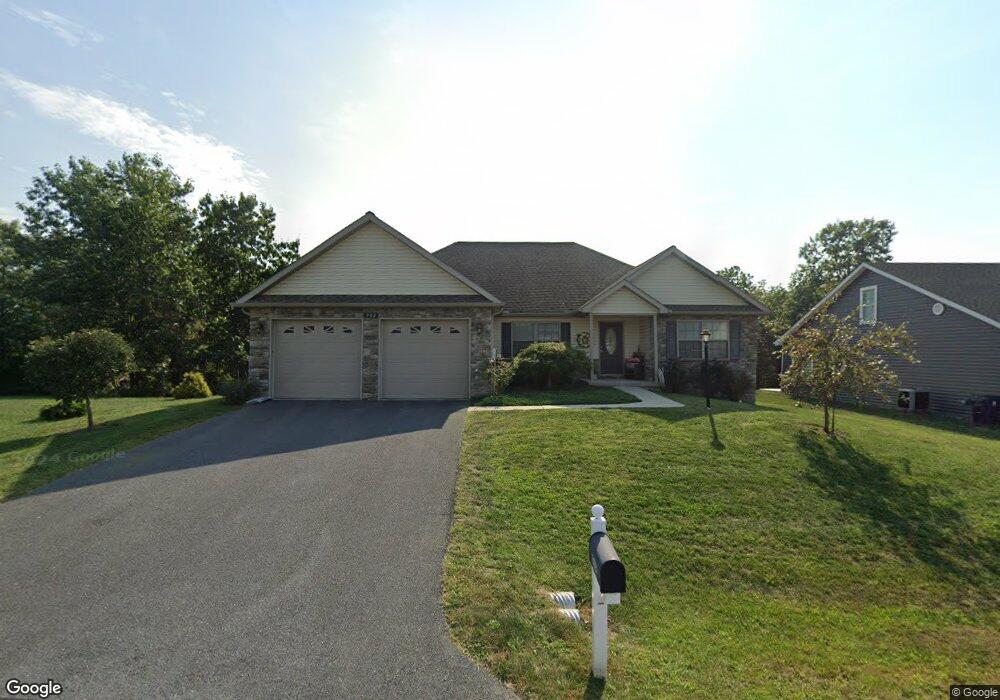 302 Toms Ln, Greencastle, PA 17225 - photo 1