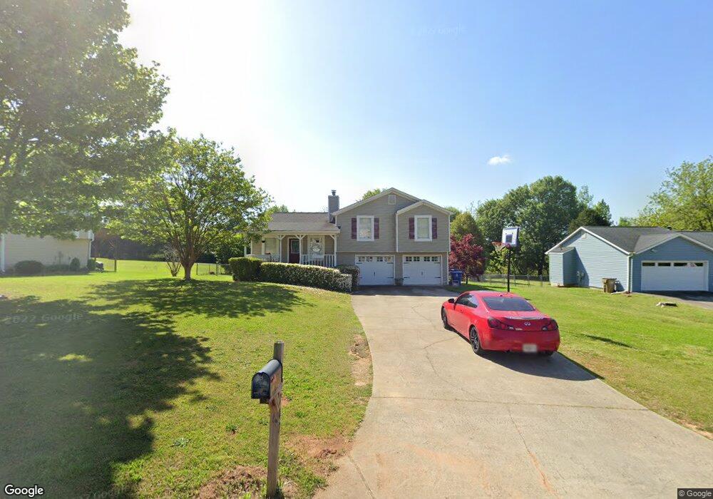 707 Russell Ridge Rd unit 2, Winder, GA 30680 - photo 1