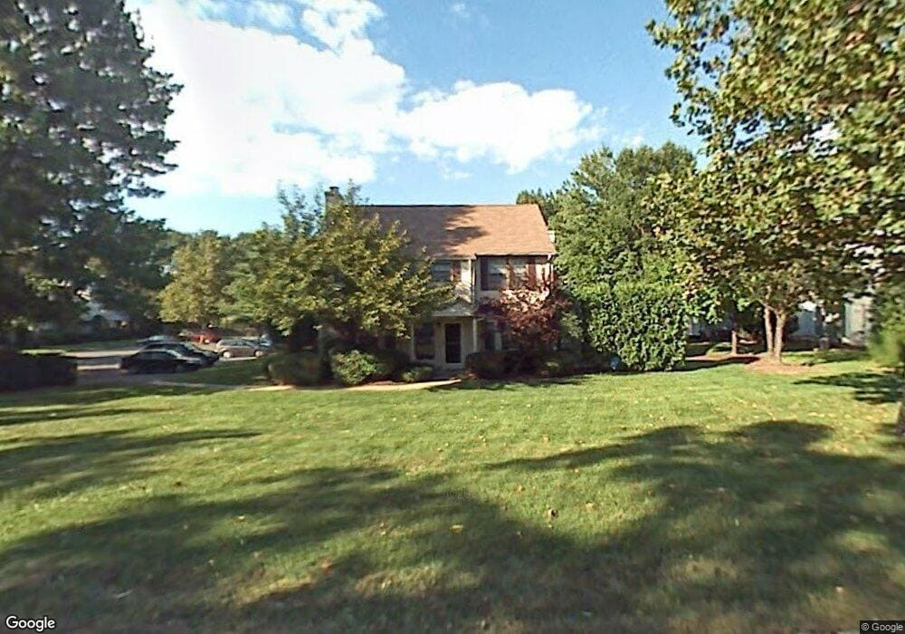 104 Maplecrest Rd, Edison, NJ 08820 - photo 1