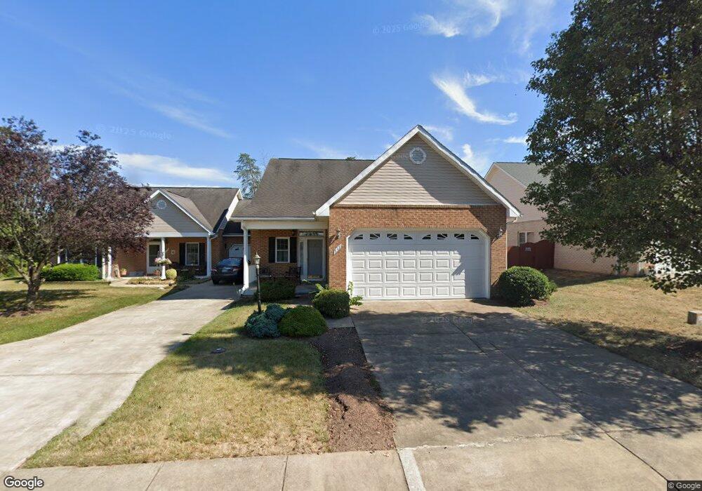 217 Lynn Dr, Stephens City, VA 22655 - photo 1