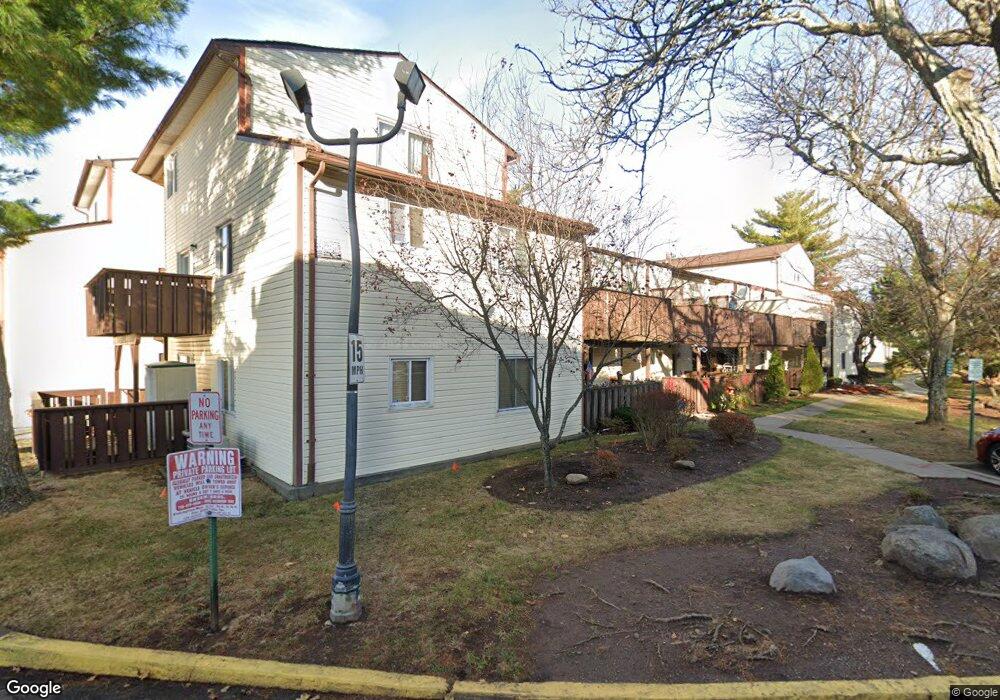 64 Nancy Ct unit 8064, Staten Island, NY 10306 - photo 1