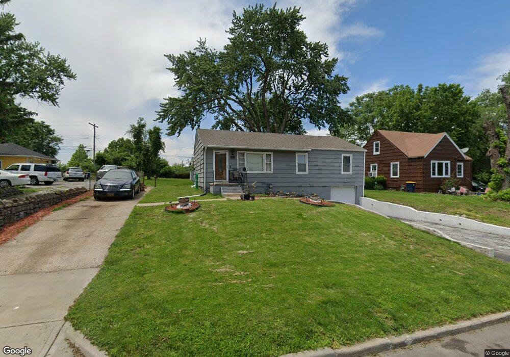 7120 S Benton Ave, Kansas City, MO 64132 - photo 1