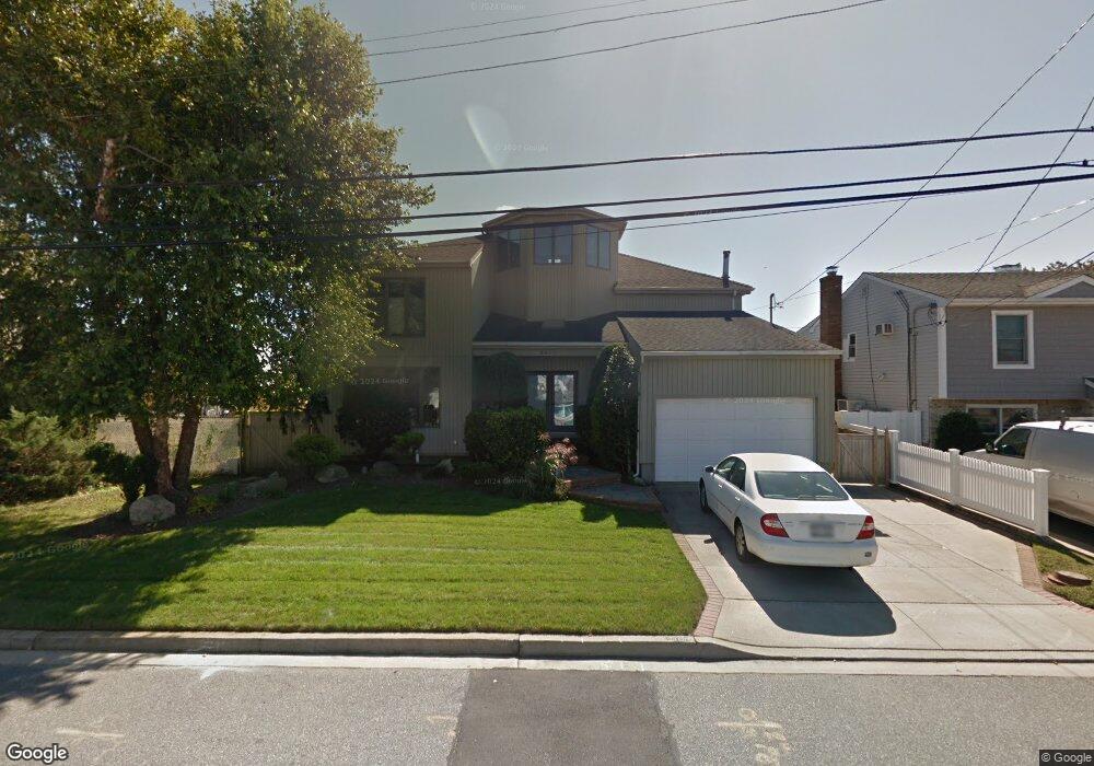 3656 Nimrod St, Seaford, NY 11783 - photo 1