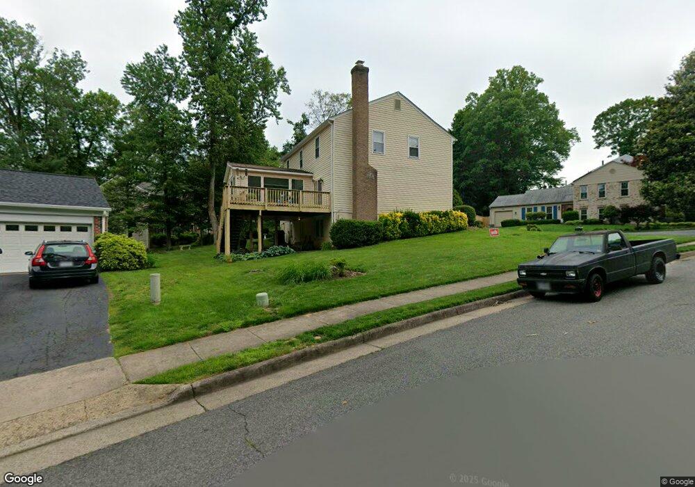 4909 King Solomon Dr, Annandale, VA 22003 - photo 1