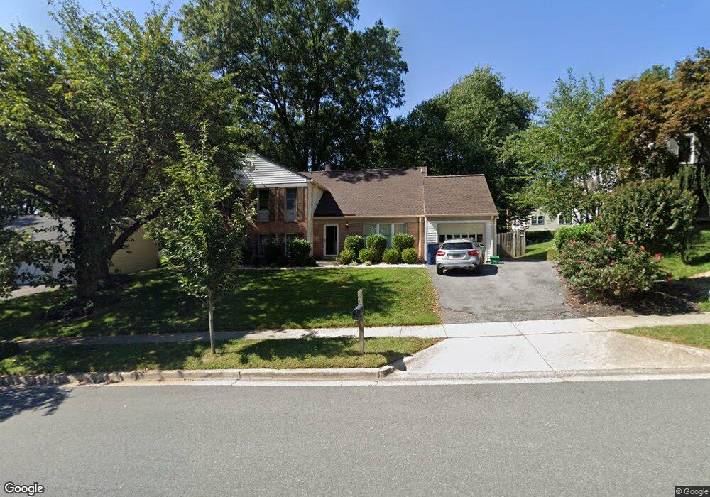 4 Treworthy Rd, Gaithersburg, MD 20878 - photo 1