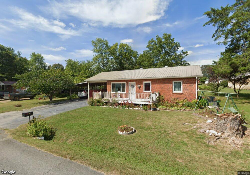 107 College Ave, Linden, TN 37096 - photo 1