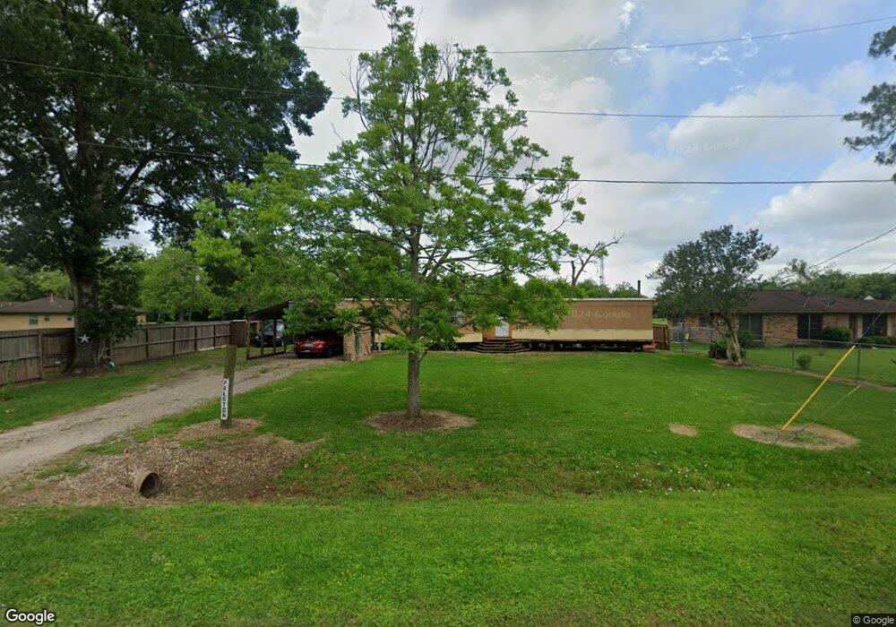 115 Preston St, Brazoria, TX 77422 - photo 1