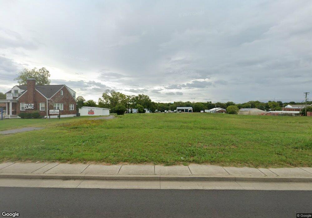 738 N Main St, Shelbyville, TN 37160 - photo 1