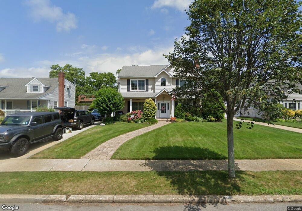 6 Euston Rd, Merrick, NY 11566 - photo 1