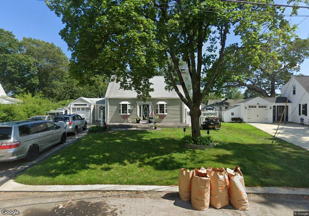 14 Brewster Dr, Warwick, RI 02889 - photo 1