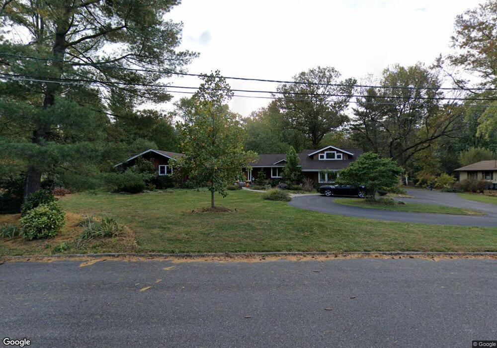 2 Robin Rd, Moorestown, NJ 08057 - photo 1