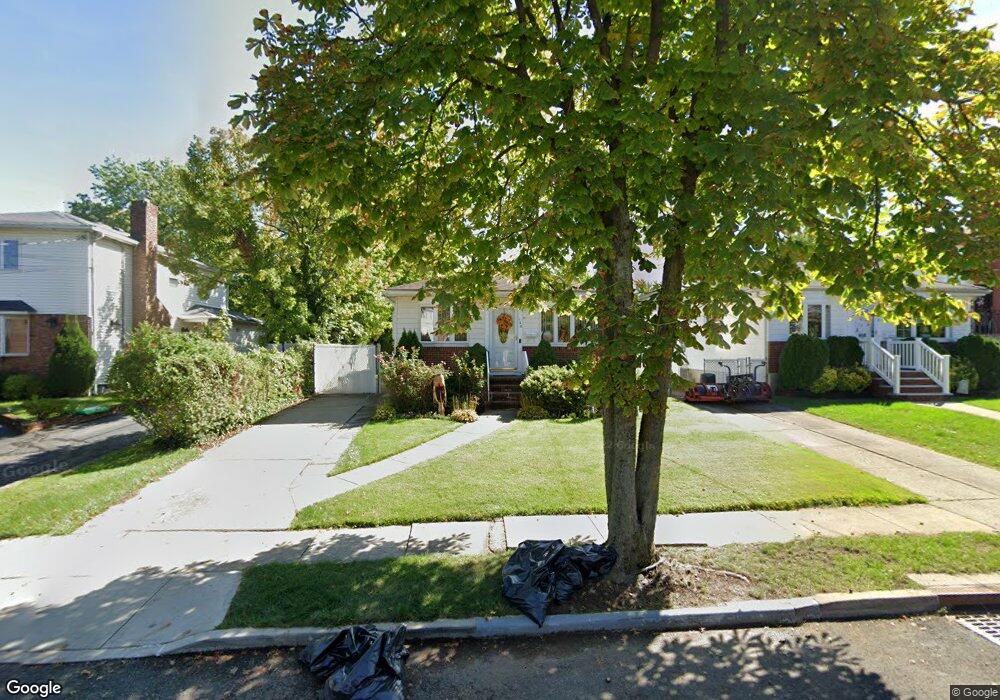 166 Rathbun Ave, Staten Island, NY 10312 - photo 1