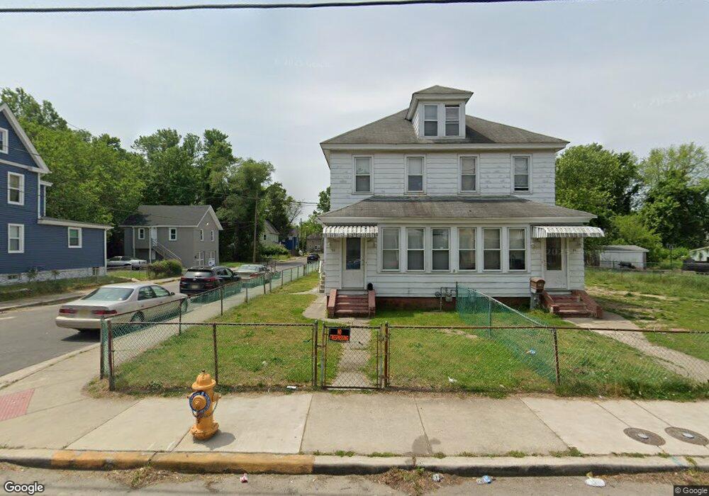 92 W Pitman St, Penns Grove, NJ 08069 - photo 1