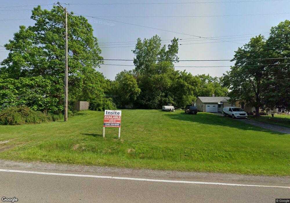 1217 E Frances Rd, Mount Morris, MI 48458 - photo 1