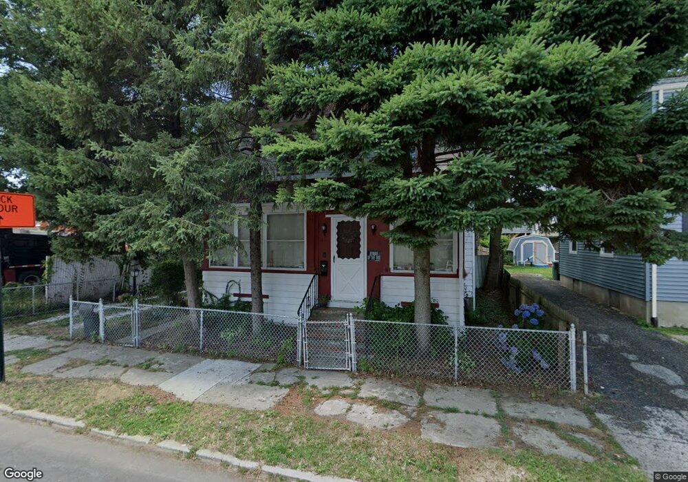 65 Willow St, Bridgeport, CT 06610 - photo 1