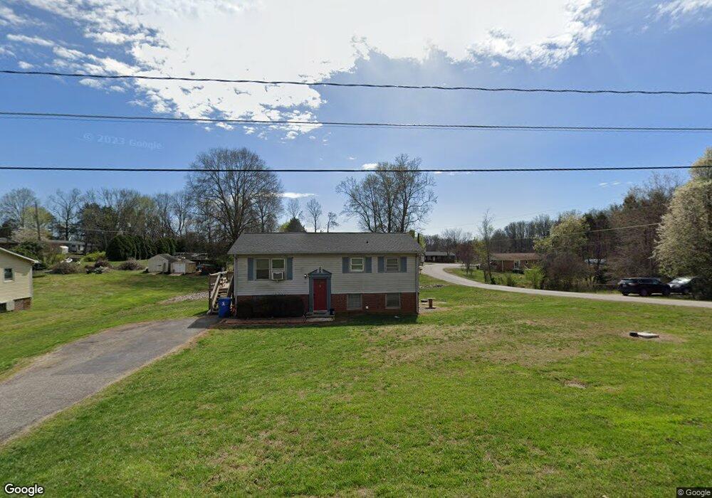 141 Crosswhite Ln, Statesville, NC 28625 - photo 1