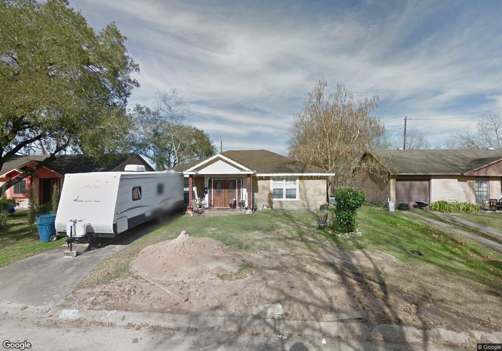 5710 Arthington St, Houston, TX 77053 - photo 1