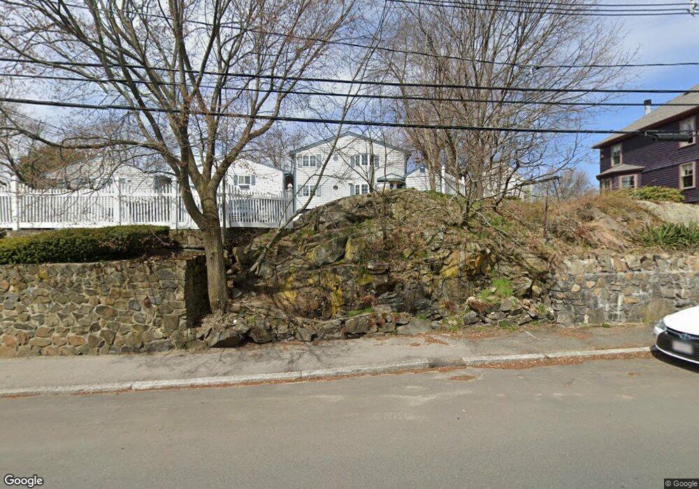 20 Pond St unit 5, Marblehead, MA 01945 - photo 1