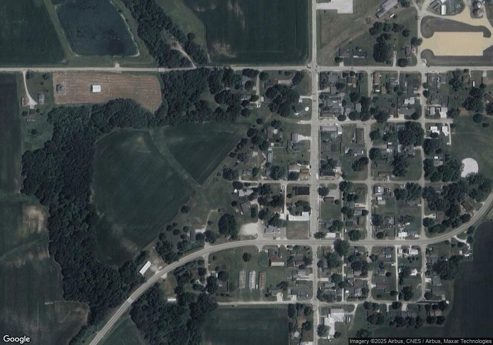 203 Maple St, Cedar Point, IL 61316 - photo 1