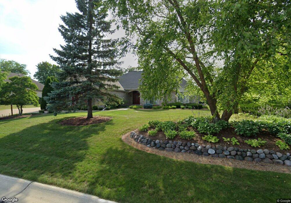 W149N7565 Sylvan Ln, Menomonee Falls, WI 53051 - photo 1