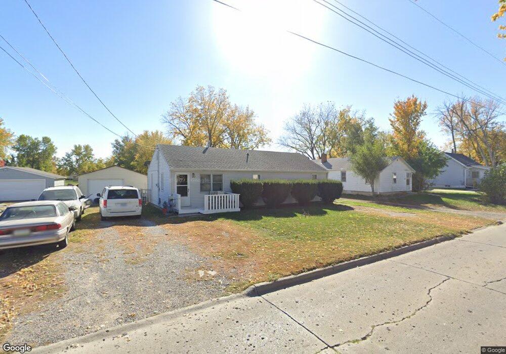 903 N 8th Ave E, Newton, IA 50208 - photo 1
