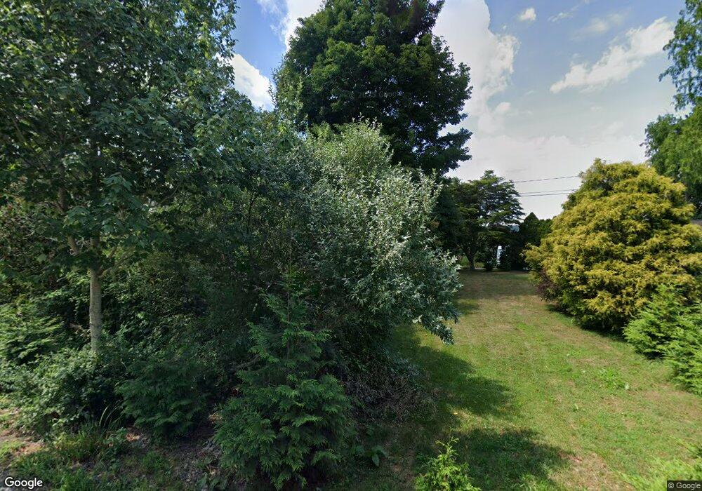 33 Day Point Rd, East Hampton, CT 06424 - photo 1