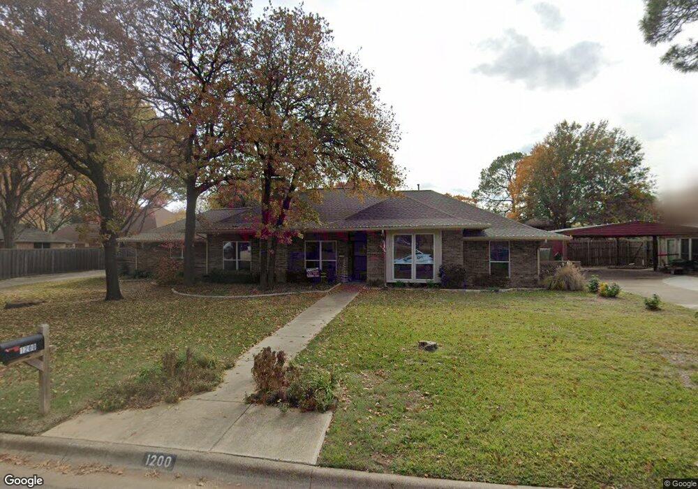 1200 Lynhurst Ln, Denton, TX 76205 - photo 1