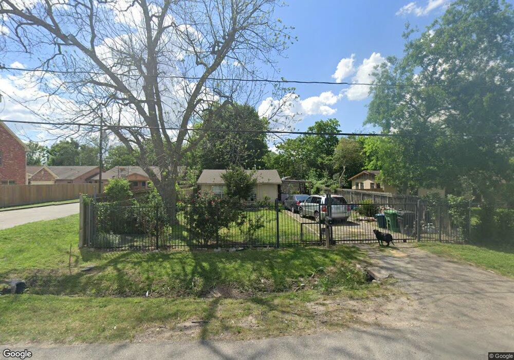 5215 Werner St, Houston, TX 77022 - photo 1