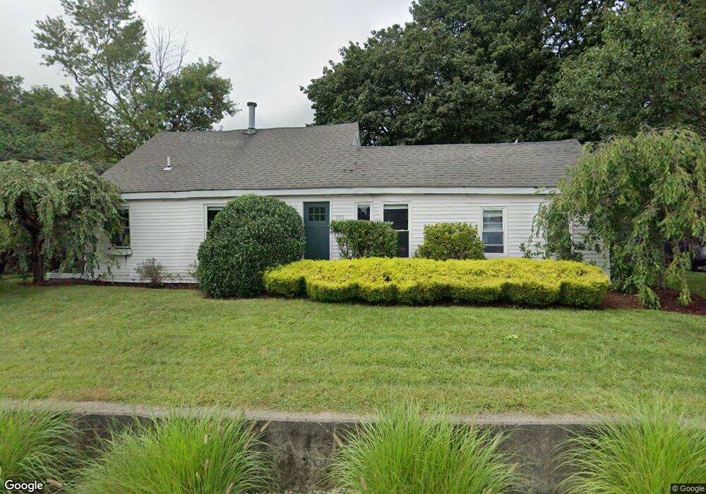 201 East St, East Walpole, MA 02032 - photo 1