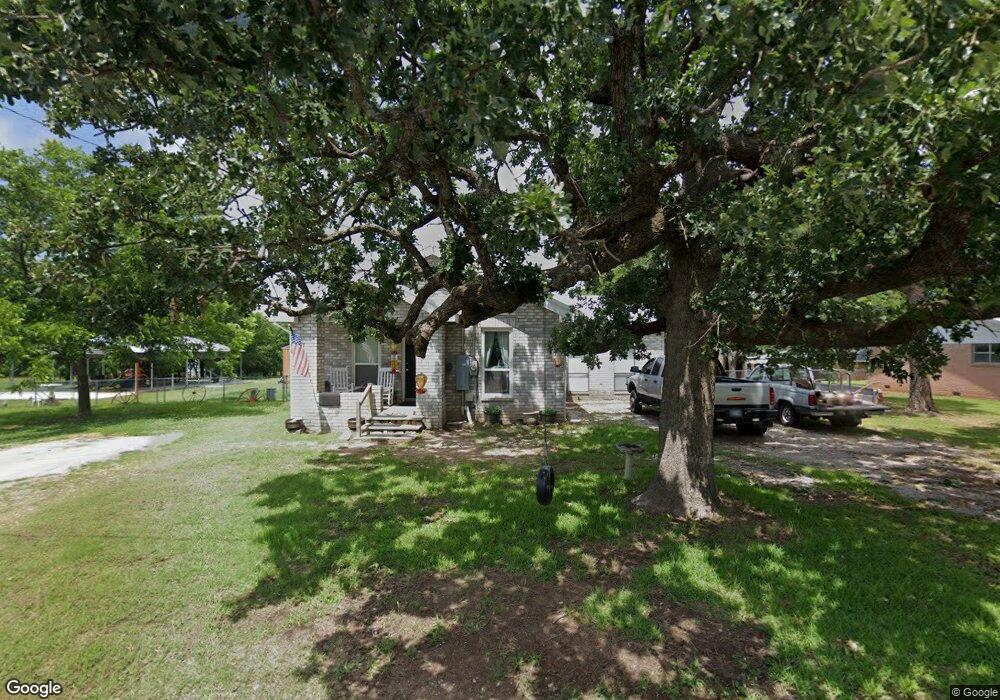 1003 W Springdale Loop, Ardmore, OK 73401 - photo 1