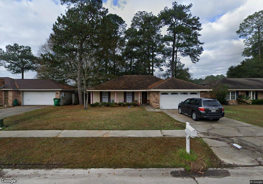 811 N Lake Caddo Ct, Slidell, LA 70461 - photo 1