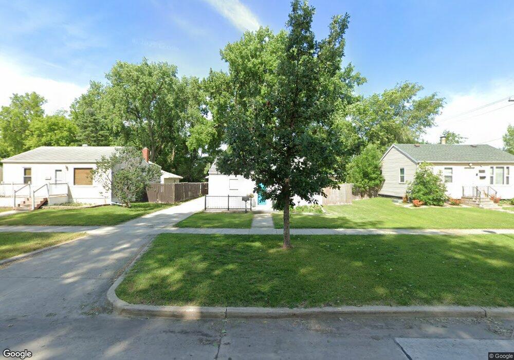 1305 16th St S, Fargo, ND 58103 - photo 1